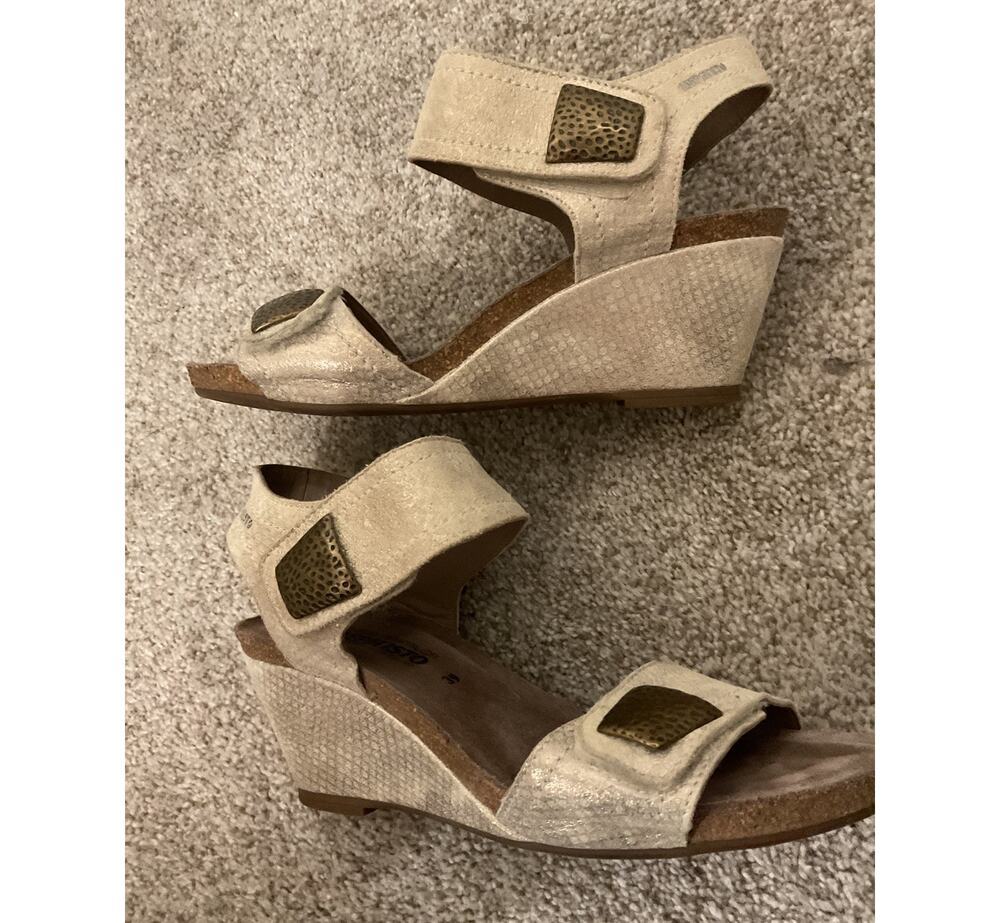 Mephisto Jackie Wedge Sandals Women's EU 39(8.5-9)Metallic Beige Leather Comfort